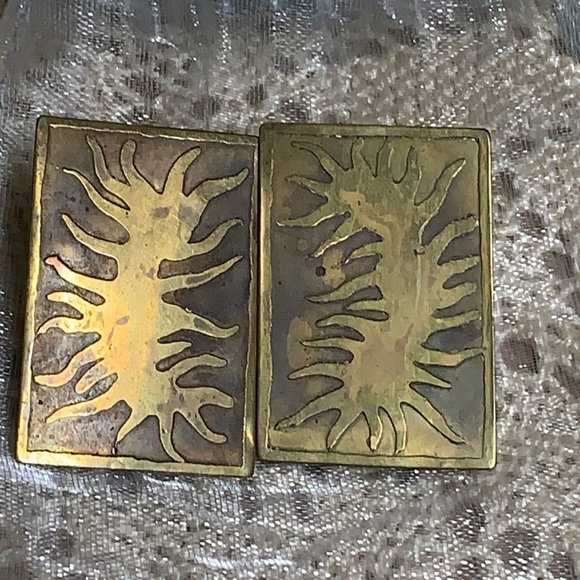 Vintage brass earrings for pierced ears - Picture 1 of 14